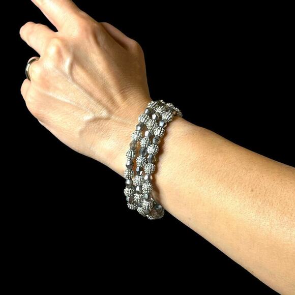 VTG 60s Crown Trifari Silver Tone Textured Metal Bead Choker Bracelet Boxed Set - Picture 7 of 14